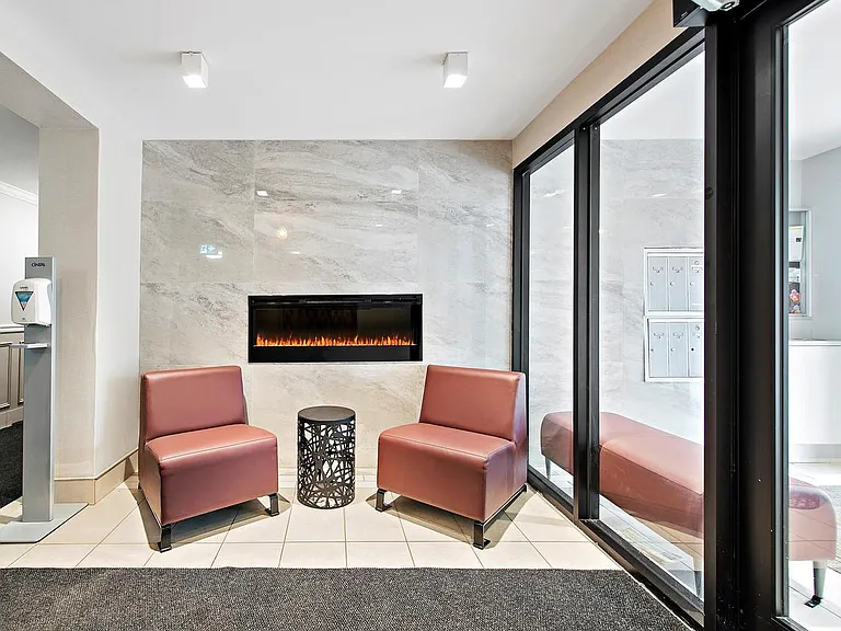 1330 Danforth Rd — Photo 3
