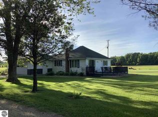 8570 W Adams Rd, Elwell, MI 48832