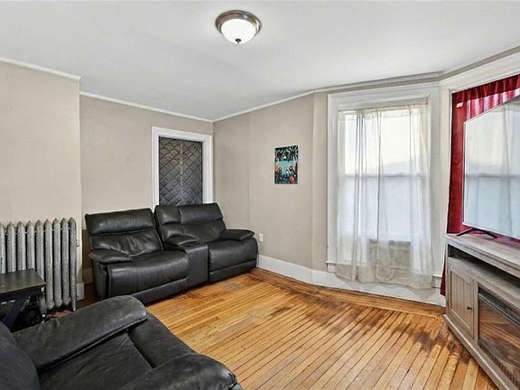 2nd image of 31 Child St