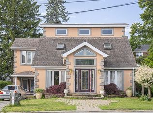 41 Hemlock St, Somerset, MA 02726