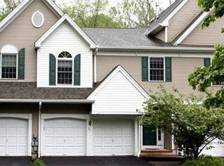 30 Rock Creek Woods, Lambertville, NJ 08530