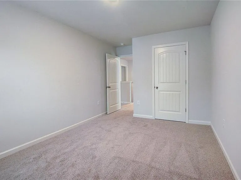 88 Shadwood Pl — Photo 18