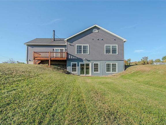 4th image of 20892 Strickland Rd