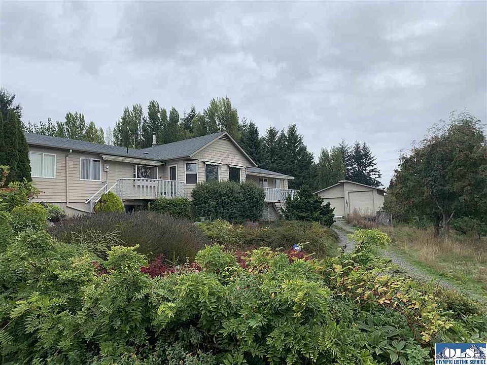 1st image of 210 Simpson Rd