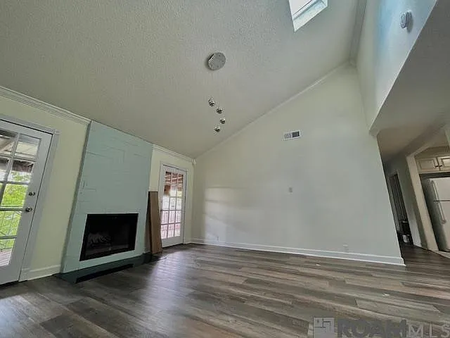 8250 Governor Dr #4 — Photo 11