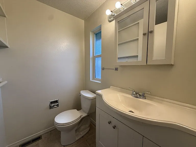 3959 Pam St — Photo 12