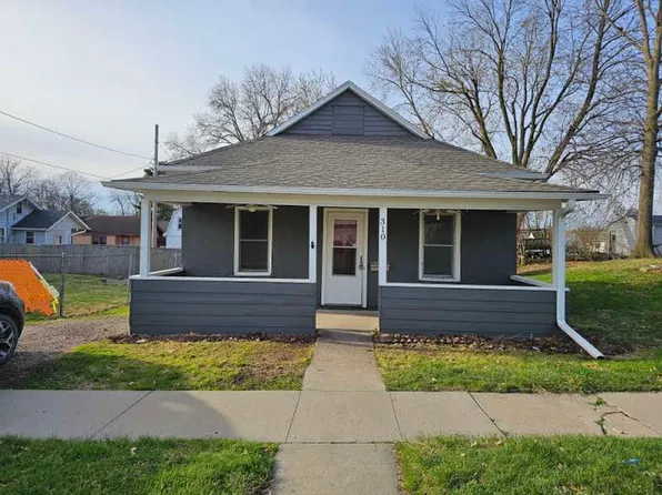 310 W Jefferson St, Knoxville, IA 50138