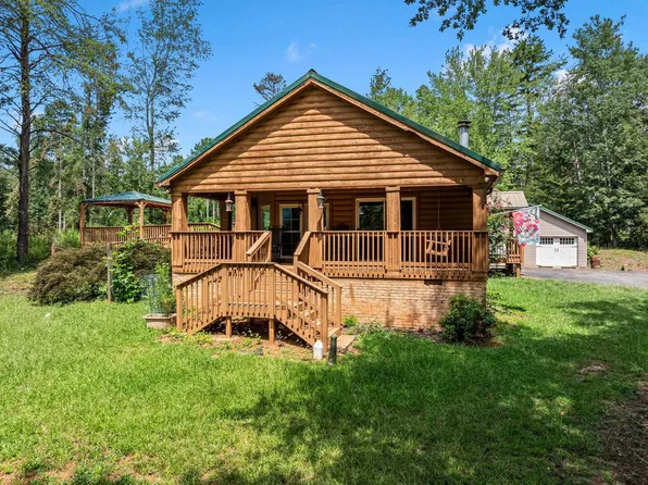 995 Foster Rd, Inman, SC 29349