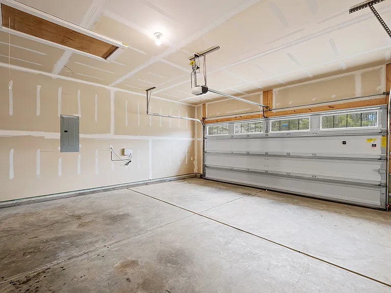 2207 Restina Dr — Photo 27