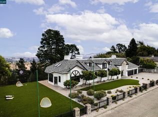 83 Donald Dr, Orinda, CA 94563