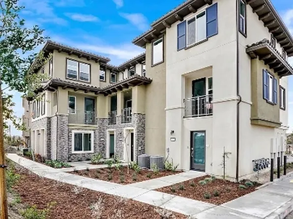 13480 Lopelia Meadows Pl #102, San Diego, CA 92130