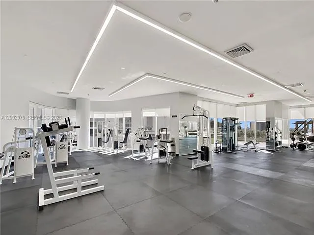 1850 S Ocean Dr #805 — Photo 14