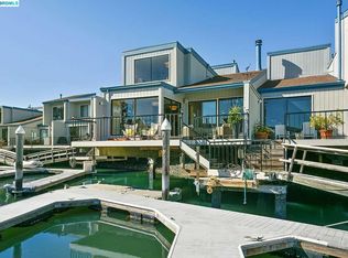 416 Tideway Dr, Alameda, CA