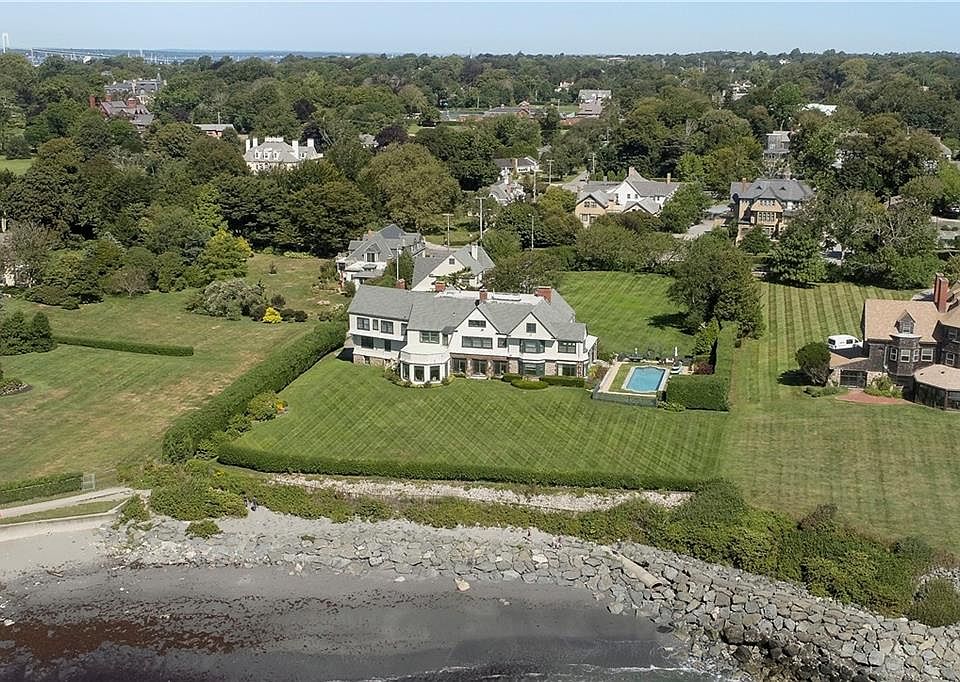 225 Ruggles Ave, Newport, RI 02840 Zillow