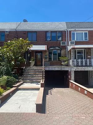 1st image of 61-22 69th Ln