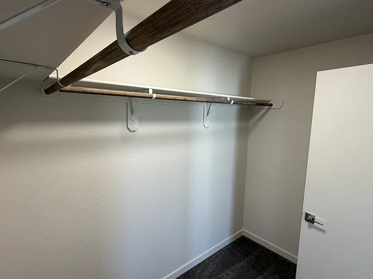 2024 Sunset Dr #5 — Photo 16