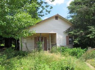 109 Tranbarger Rd, Mount Carmel, TN 37645