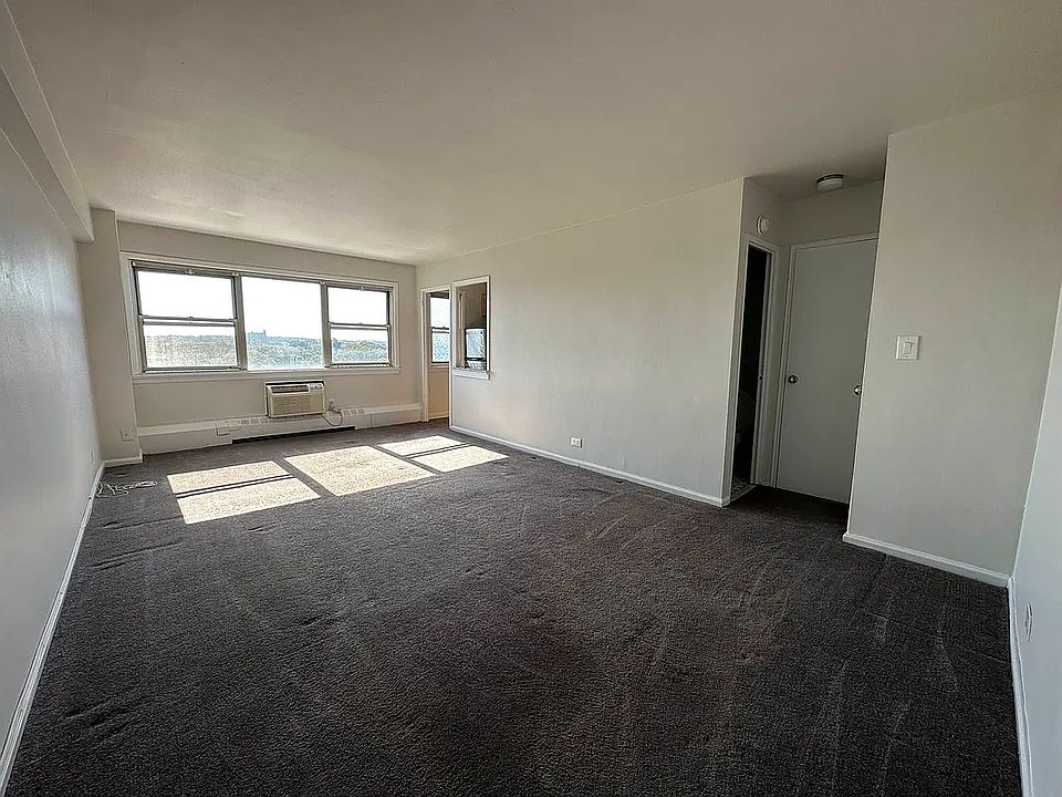 1st image of 10910 Queens Blvd APT 10E