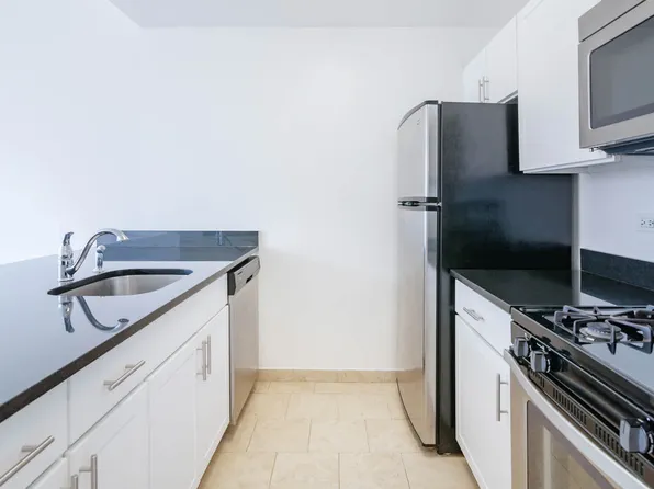 180 Montague Street image 7 of 44