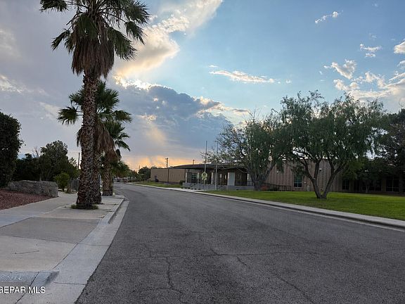 2nd image of 7916 Santa Monica Ct