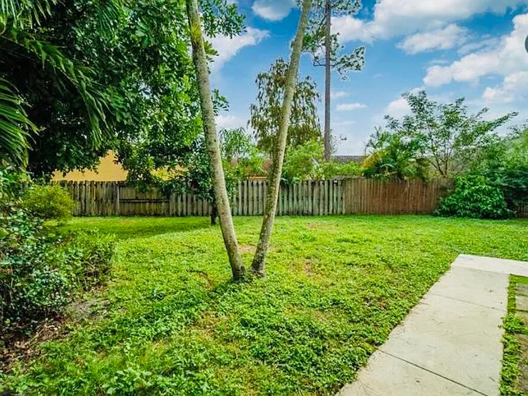 1317 Periwinkle Pl — Photo 25