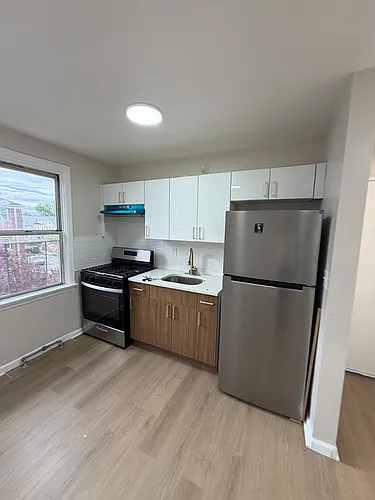 36 Irving St Photo 1
