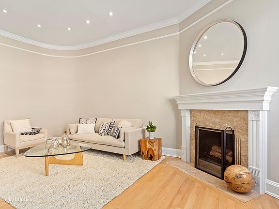 2nd image of 61 Irving Pl APT 8B