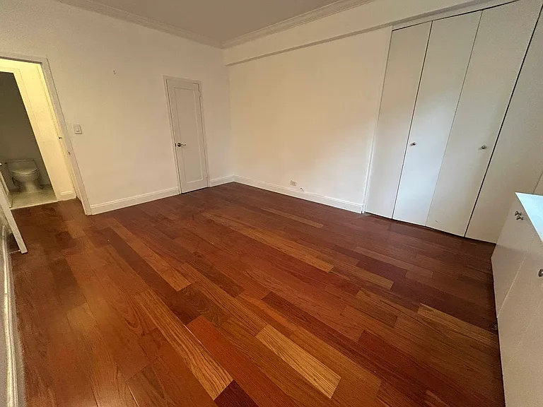 58 W 58th St #4E — Photo 13