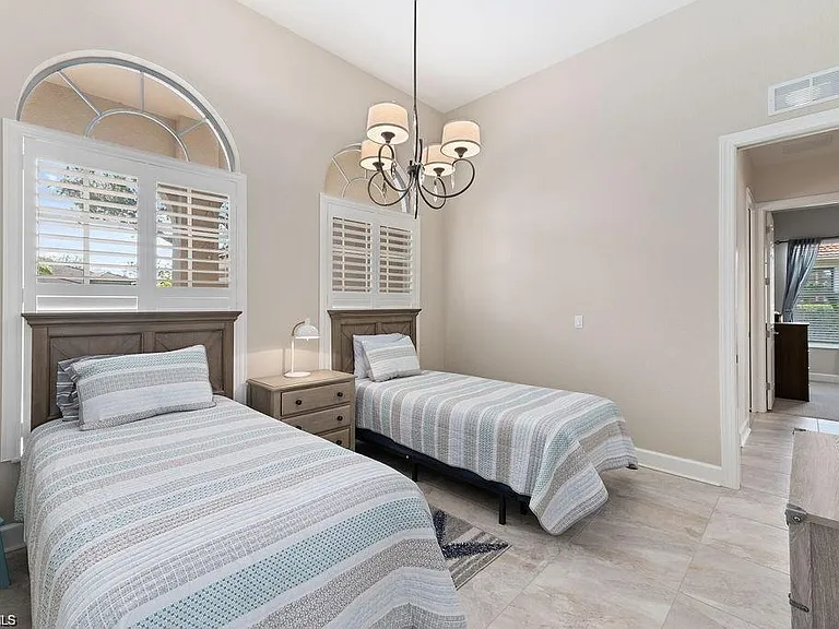 8963 Appaloosa Ct — Photo 26