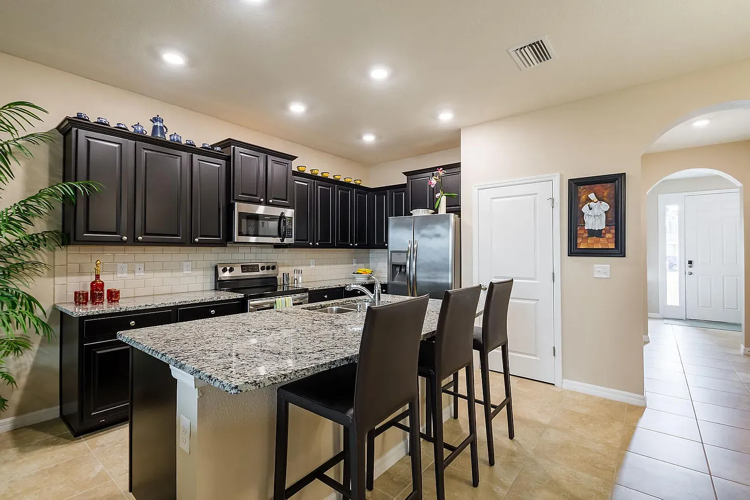 3 bed, 2.5 bath, 1724 sqft, $2,500 — Photo 4