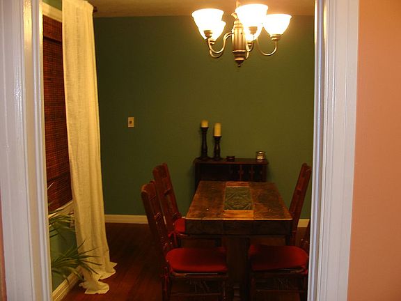 4th image of 4376 Kelly Ave
