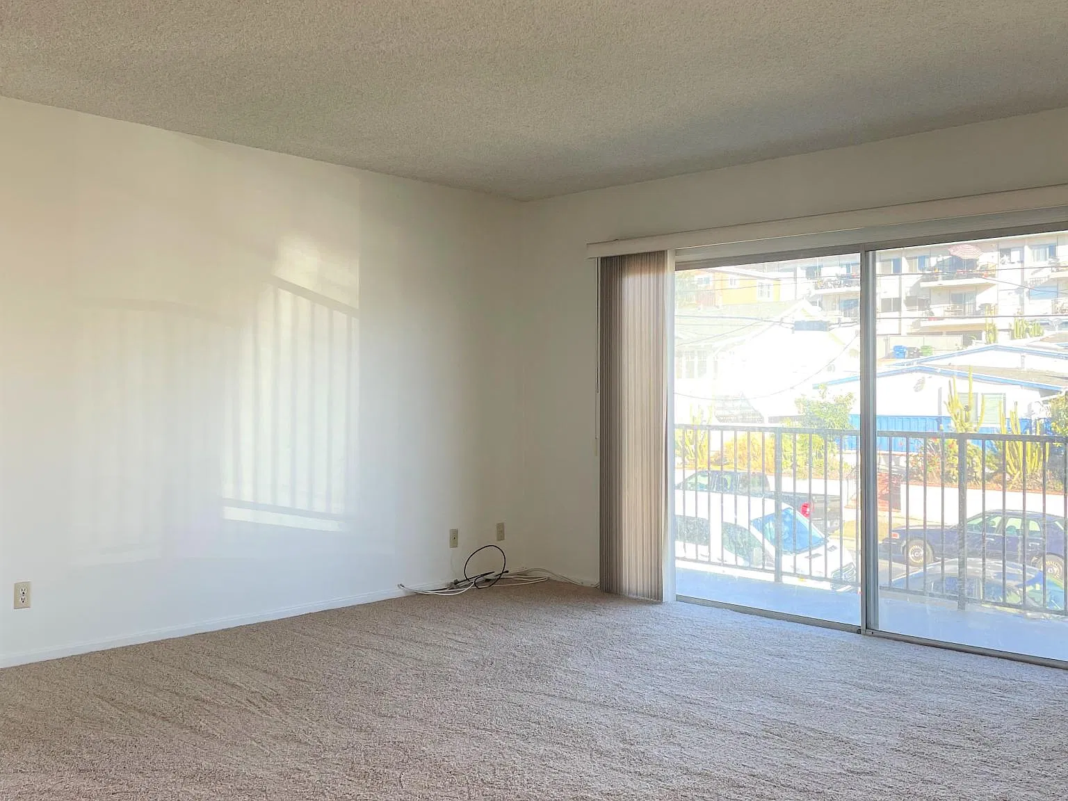 2 bed, 900 sqft, $2,395 — Photo 3