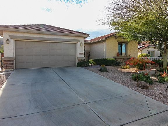 2nd image of 32120 N Larkspur Dr