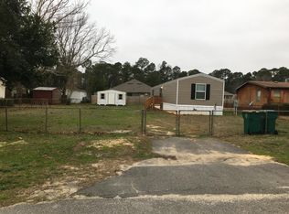 218 Paschel Ave, Mary Esther, FL 32569
