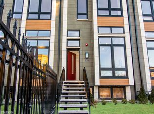 6217 S Ellis Ave, Chicago, IL 60637