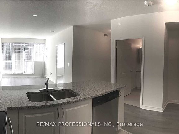 5th image of 349 Rathburn Rd W #509