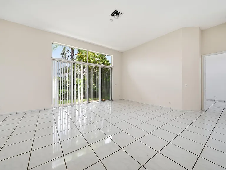 10769 Maple Chase Dr — Photo 31