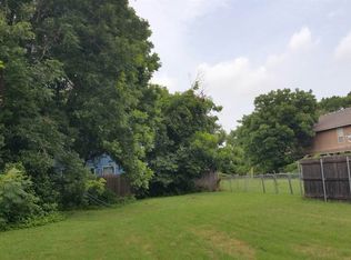 2017 S 10th St, Waco, TX 76706