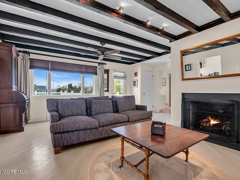 1501 Ocean Ave — Photo 10