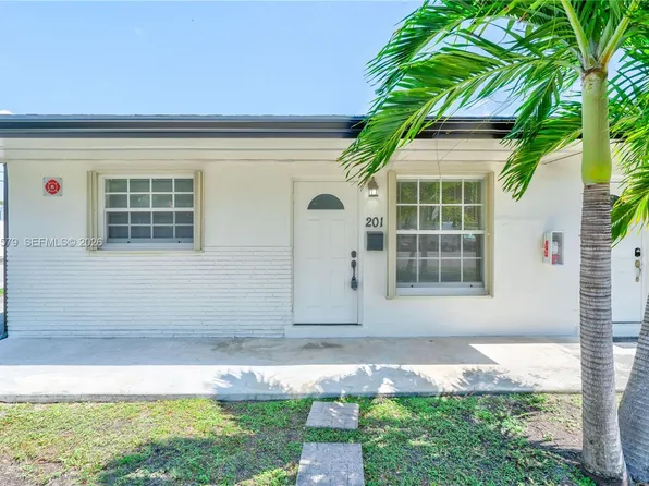 201 SW 9th Ave #1-3, Hallandale, FL 33009
