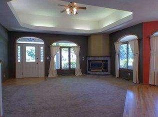 2910 Meadow Lark Ln S, Holmen, WI 54636