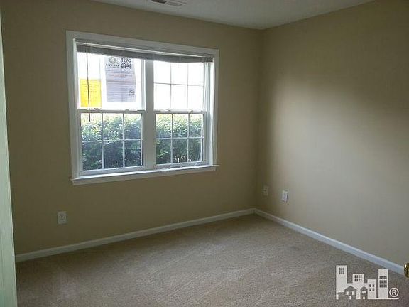 2nd image of 642 Lanvale Hills Cir