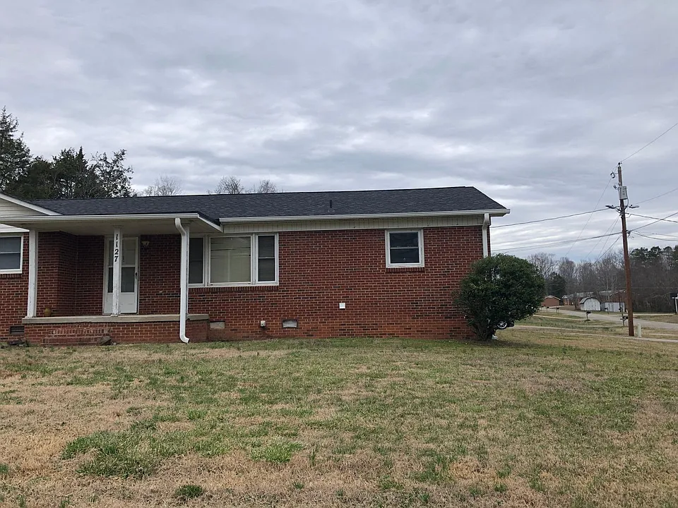 1127 Dallas Stanley Hwy