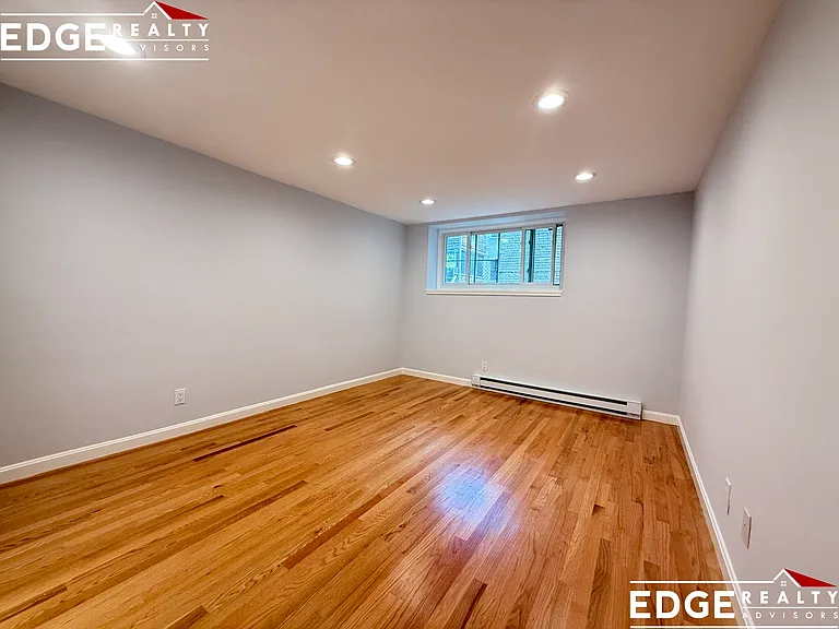 39 Englewood Ave #6 — Photo 7