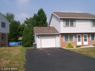 14867 Sherwood Dr, Greencastle, PA