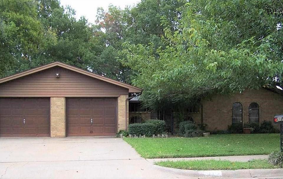 1st image of 4315 Berwick Dr