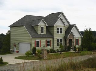 614 Kingsland Cir, Morgantown, WV 26508