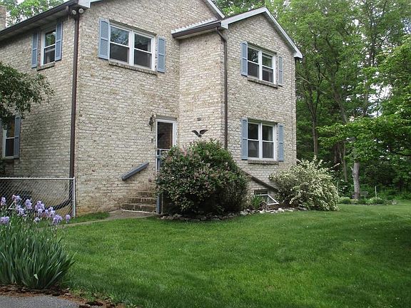 2nd image of 9 Montsera Rd