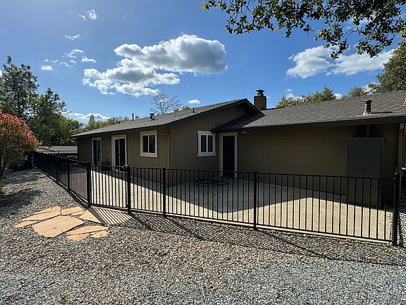 2nd image of 2640 Otter Ct