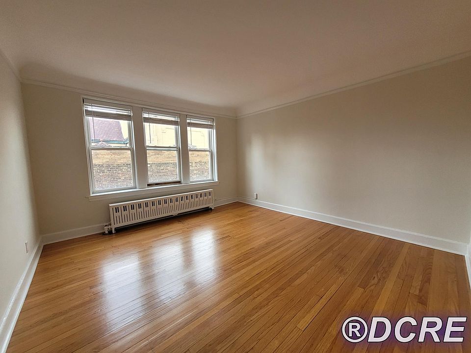 1st image of 4630 N Ashland Ave #B3w